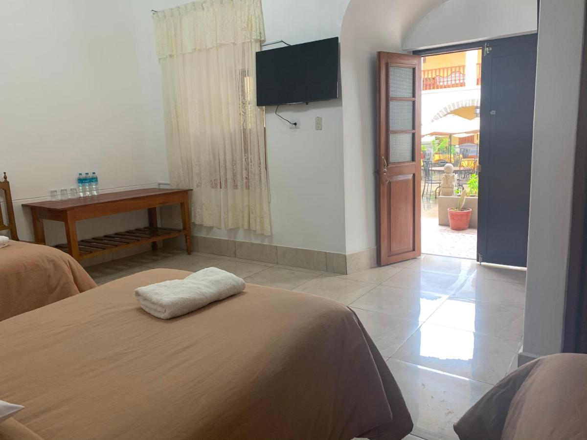 Hotel Santa Rosa Αγιακούτσο Εξωτερικό φωτογραφία